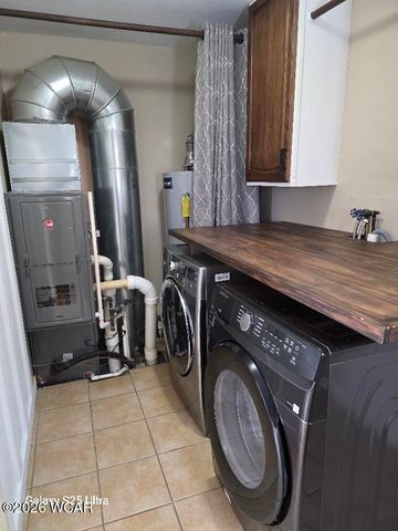 712 Radcliffe Street, Lima, OH 45804