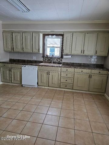 712 Radcliffe Street, Lima, OH 45804