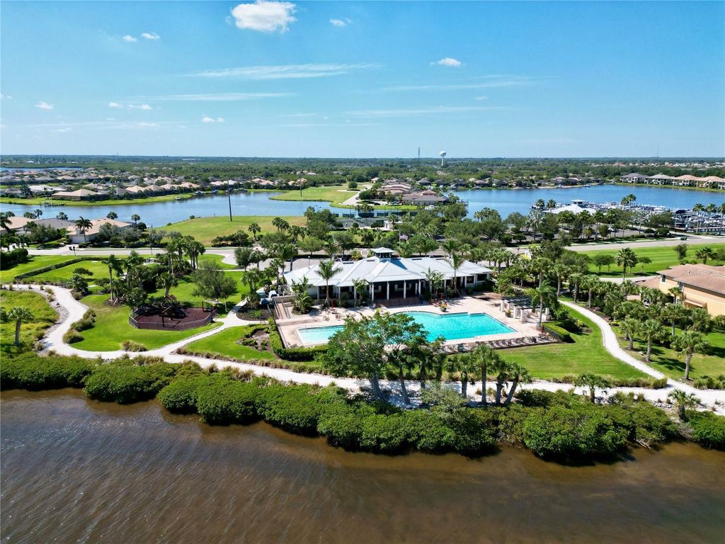 Image 53 of property listing at 1250 TIDEWATER COURT, Bradenton, FL 34208