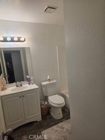 2099 Applewood Street, Colton, CA 92324
