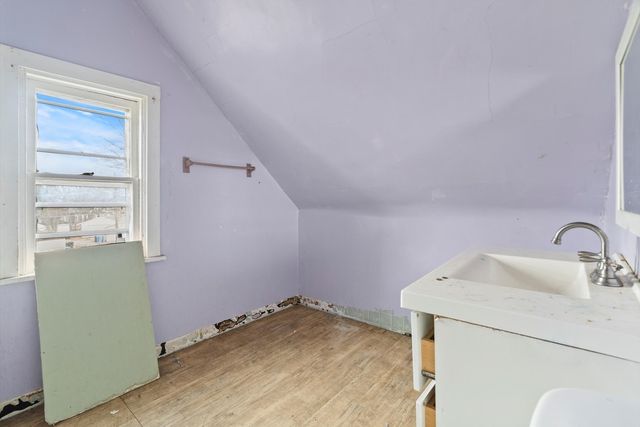 2808 E 93rd Street, Chicago, IL 60617
