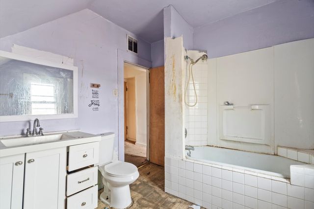 2808 E 93rd Street, Chicago, IL 60617