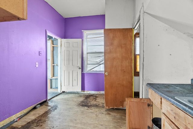 2808 E 93rd Street, Chicago, IL 60617