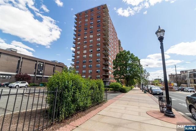 500 Central Avenue 504, Union City, NJ 07087