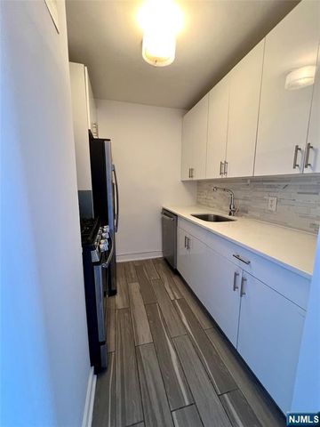 500 Central Avenue 504, Union City, NJ 07087