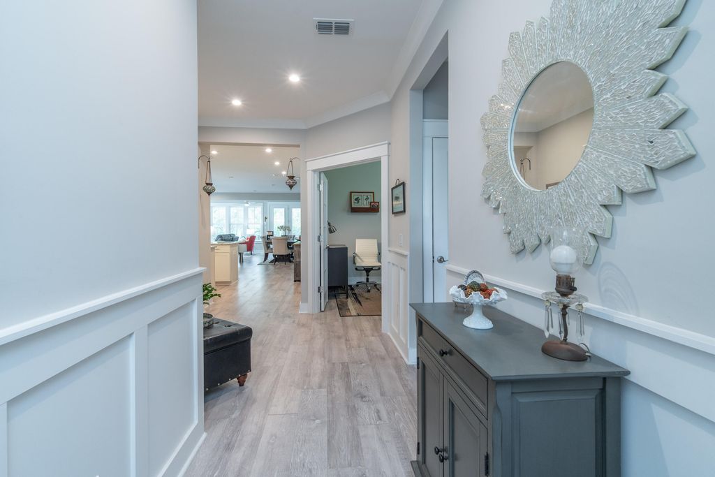 Image 2 of property listing at 339 Seaside Trail, Summerville, SC 29486