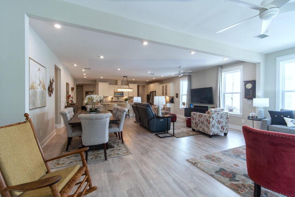 Image 9 of property listing at 339 Seaside Trail, Summerville, SC 29486