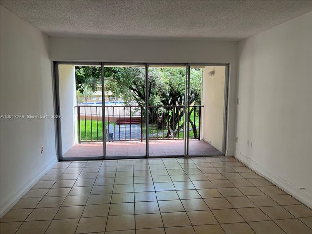 9190 Fontainebleau Blvd 202, Miami, FL 33172