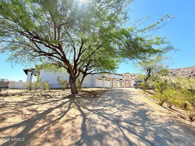 2311 E EUCLID Avenue, Phoenix, AZ 85042