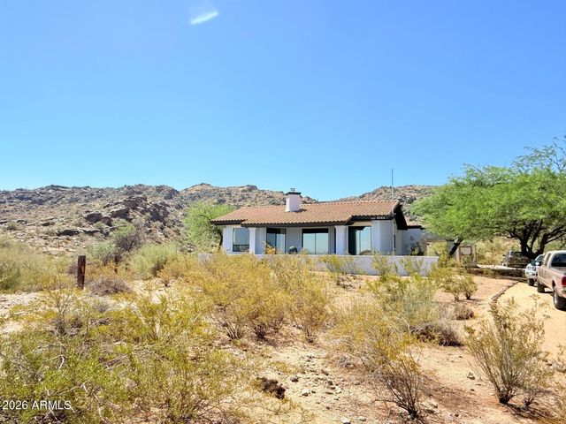 2311 E EUCLID Avenue, Phoenix, AZ 85042