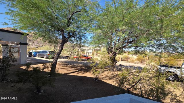2311 E EUCLID Avenue, Phoenix, AZ 85042