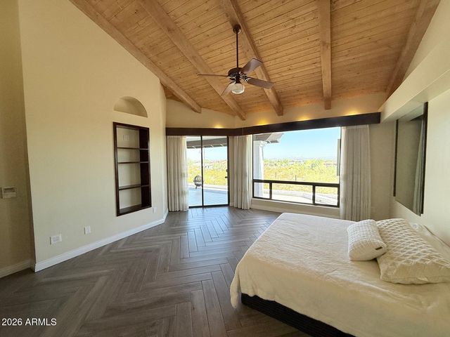 2311 E EUCLID Avenue, Phoenix, AZ 85042
