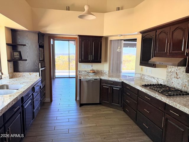 2311 E EUCLID Avenue, Phoenix, AZ 85042