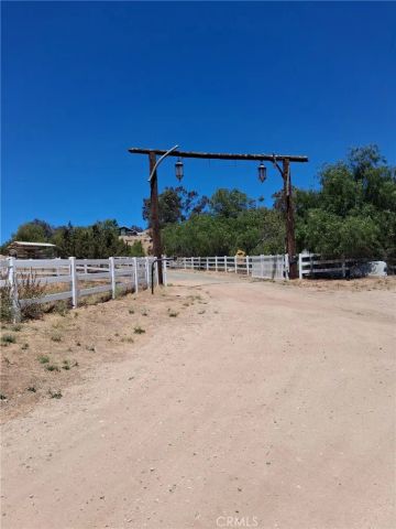 5319 Easy Street, Acton, CA 93510