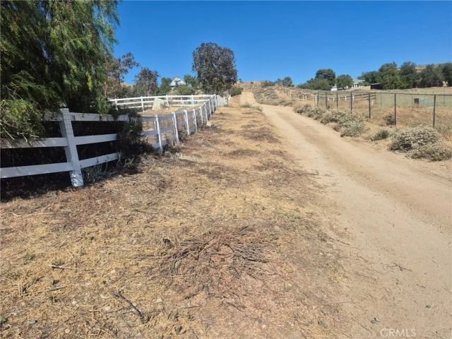 5319 Easy Street, Acton, CA 93510