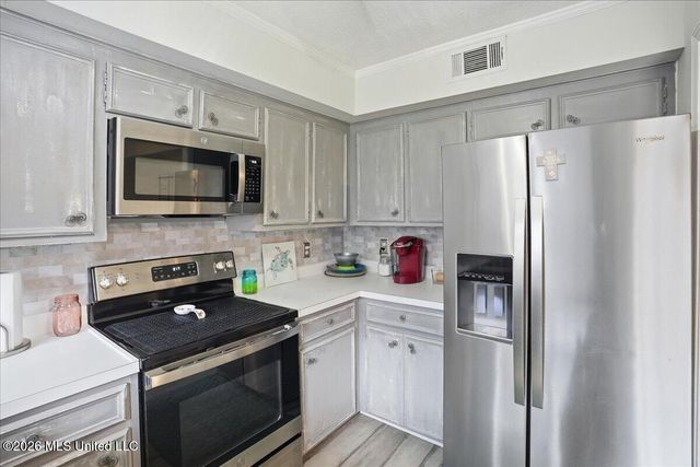 19 Lake Barnett Drive, Brandon, MS 39047