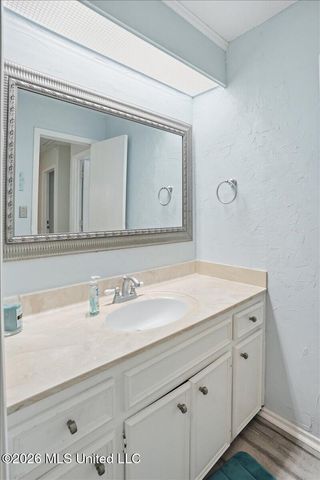 19 Lake Barnett Drive, Brandon, MS 39047