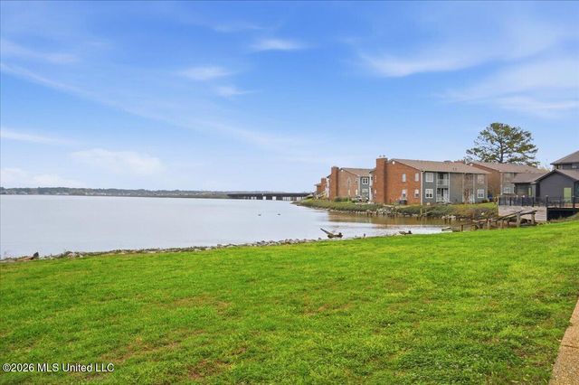 19 Lake Barnett Drive, Brandon, MS 39047