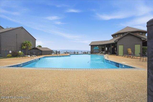 19 Lake Barnett Drive, Brandon, MS 39047