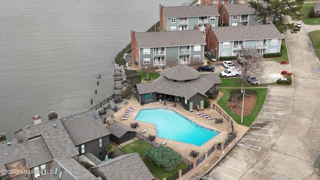 19 Lake Barnett Drive, Brandon, MS 39047