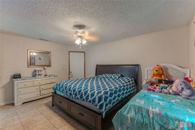 1240 CLARION CIRCLE, Deltona, FL 32738