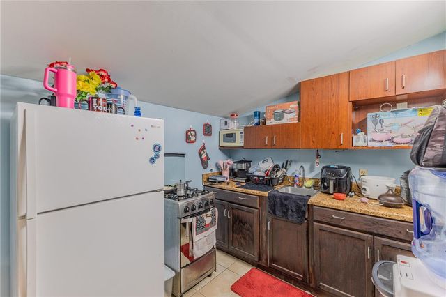 1240 CLARION CIRCLE, Deltona, FL 32738