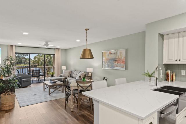 901 Harbour Pointe Lane 901, Miramar Beach, FL 32550