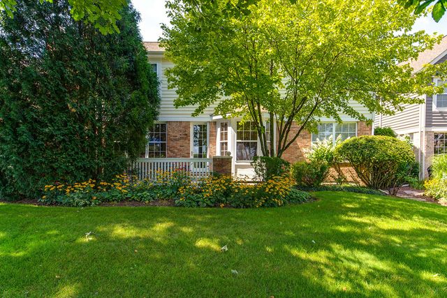 1999 Trevino Terrace, Vernon Hills, IL 60061