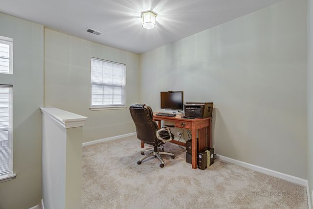 1999 Trevino Terrace, Vernon Hills, IL 60061