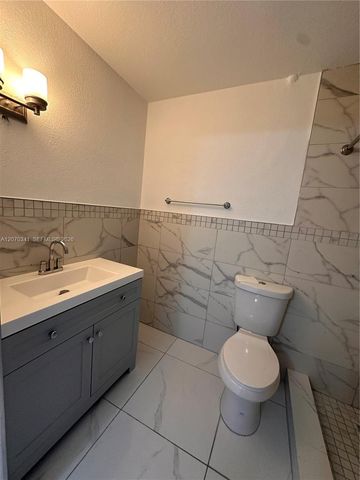 7999 SW 152nd Avenue 608-6, Miami, FL 33193