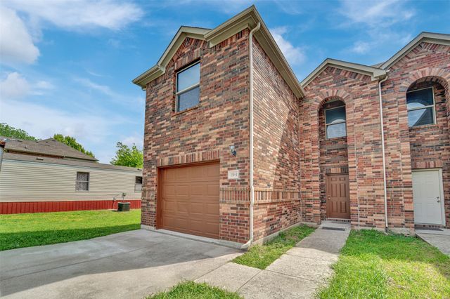 338 Castleridge Drive A, Little Elm, TX 75068