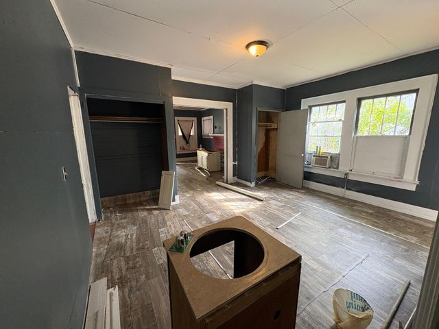 1020 N 8th Ave., Laurel, MS 39440