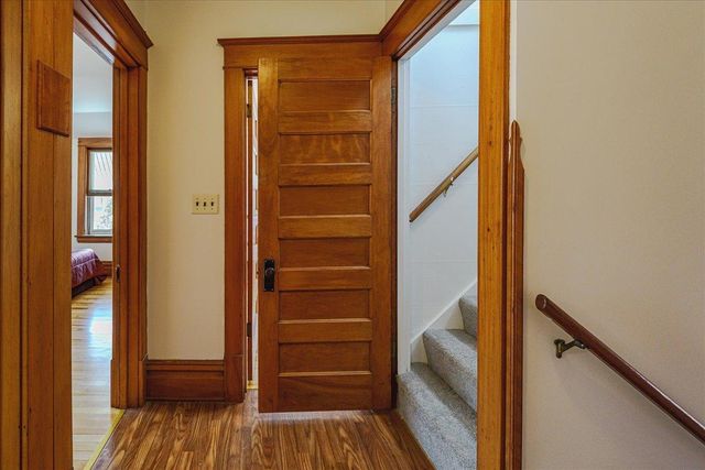 1263 Minnehaha Avenue W, Saint Paul, MN 55104