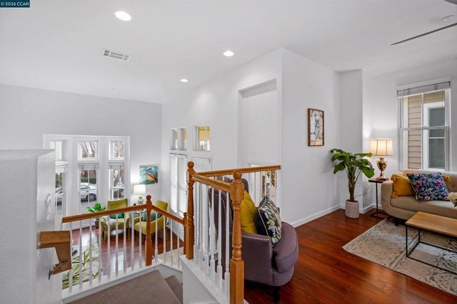 2069 Lewis St, Hercules, CA 94547