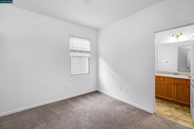 2069 Lewis St, Hercules, CA 94547