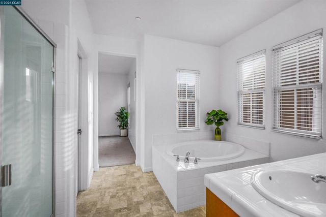 2069 Lewis St, Hercules, CA 94547