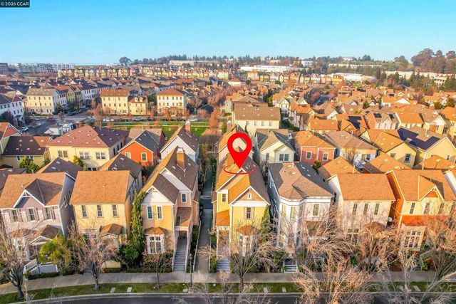 2069 Lewis St, Hercules, CA 94547