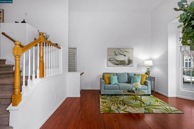 2069 Lewis St, Hercules, CA 94547