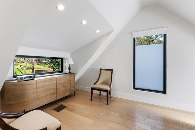 707 E Live Oak ST A, Austin, TX 78704