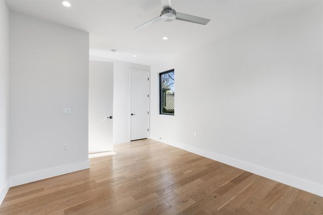 707 E Live Oak ST A, Austin, TX 78704