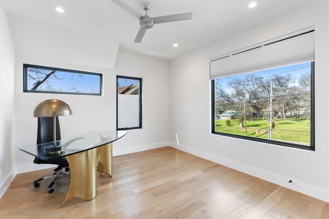 707 E Live Oak ST A, Austin, TX 78704