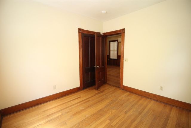 71 Ash 1, Gardner, MA 01440