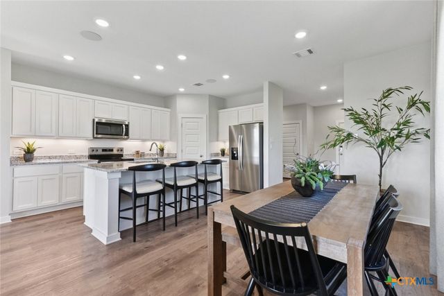 264 Escape Way, Jarrell, TX 76537