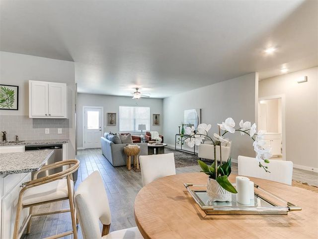 1714 Oak Way, Tuttle, OK 73089