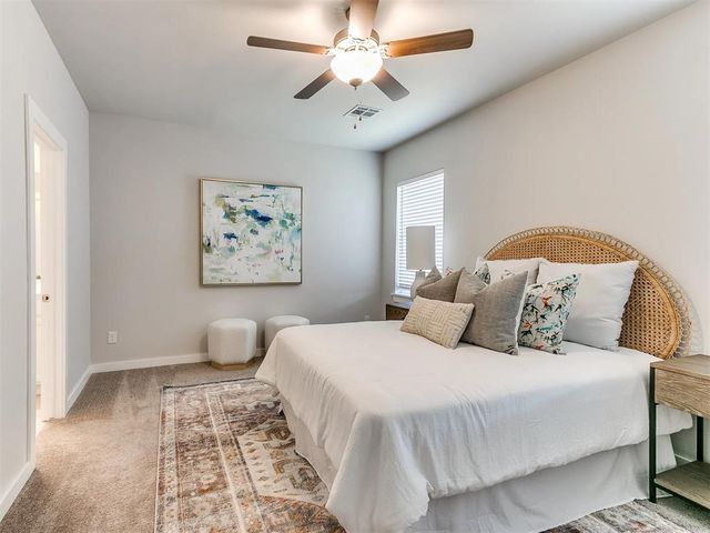 1714 Oak Way, Tuttle, OK 73089