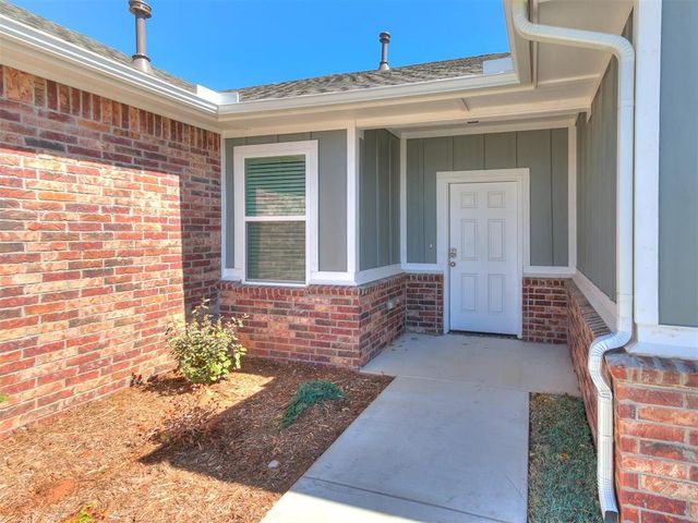 1714 Oak Way, Tuttle, OK 73089