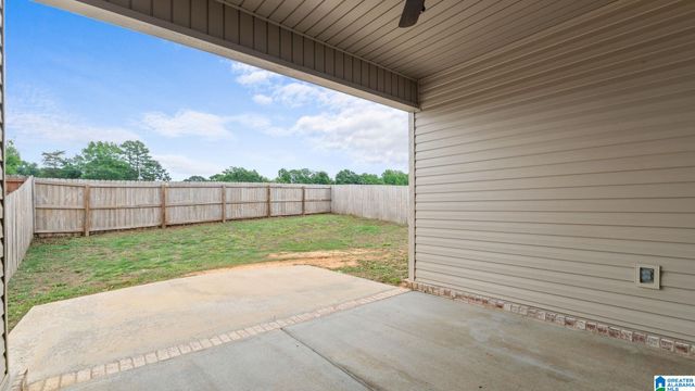5440 UNIVERSITY GARDENS DRIVE, Cottondale, AL 35453