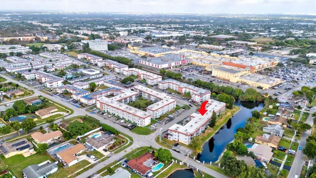 4310 NW 12th Court 302, Lauderhill, FL 33313