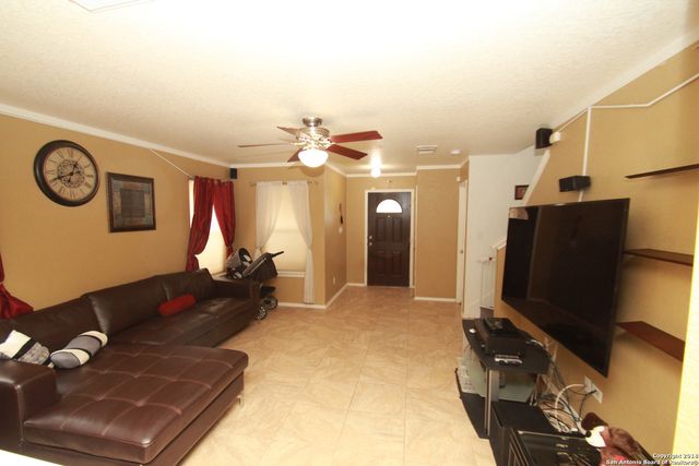 302 AGENCY OAKS, San Antonio, TX 78249