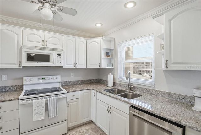 3330 GULF OF MEXICO DRIVE 202D, Longboat Key, FL 34228